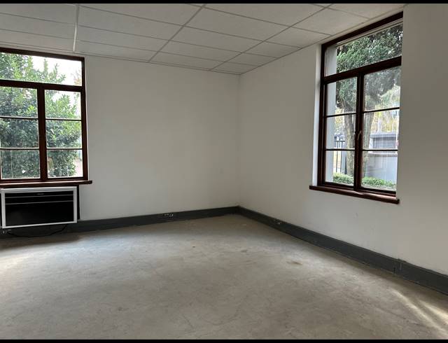 188M² OFFICE TO LET IN SANDTON CENTRAL